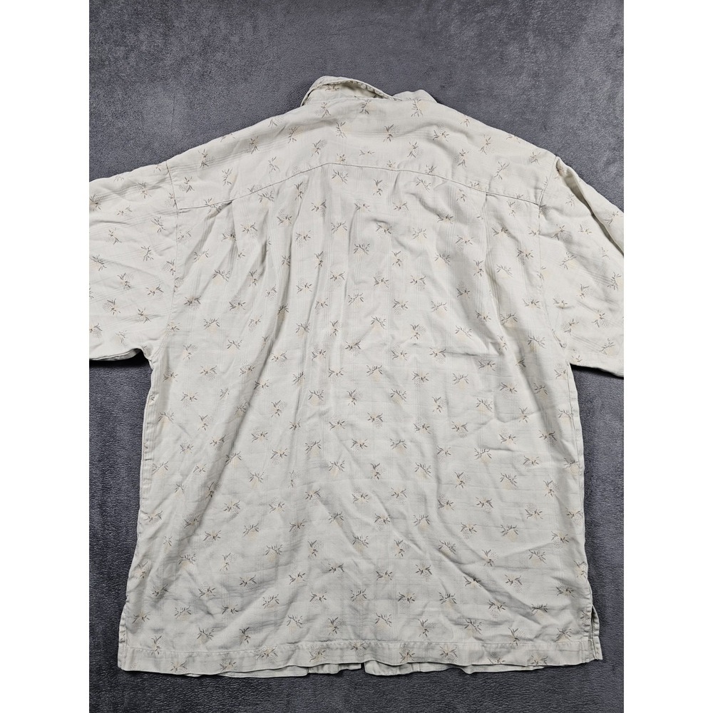 Tommy Bahama Mens Large Camp Shirt Beige Micro Palm Print Coconut Buttons - Picture 7 of 7